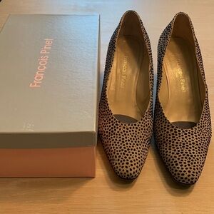Francois Pinet “Salmand Beige” black textured spots EU 38.5=8 US light wear